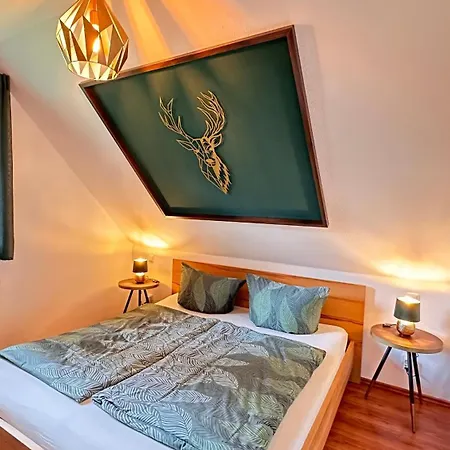 Privatunterkunft Haus Buhneneck *